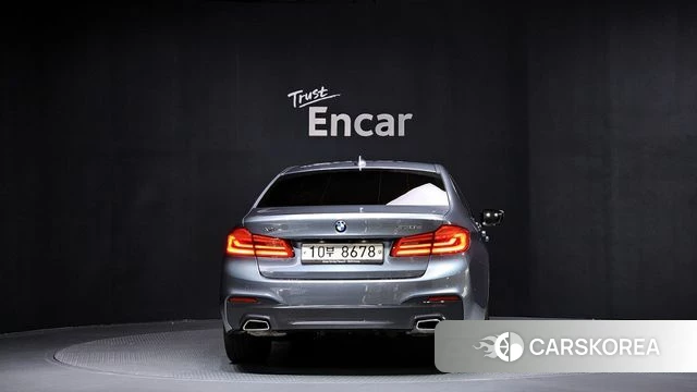 BMW 5 Series (G30) id 3886563 из Кореи 14