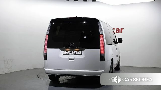 Hyundai Staria id 3865035 из Кореи 14