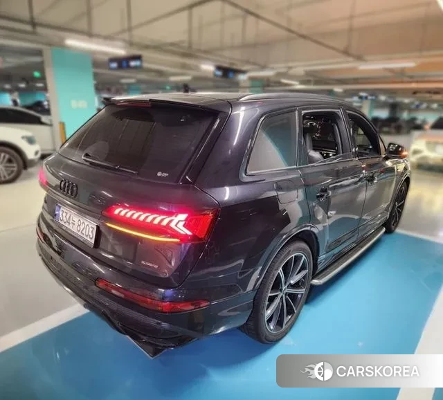 Audi Q7 (4M) 2021 Черный из Кореи, фото 4