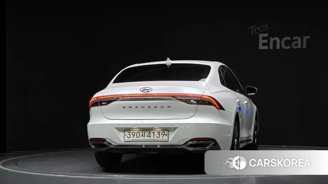 Hyundai The New Grandeur IG id 3044909 из Кореи 14