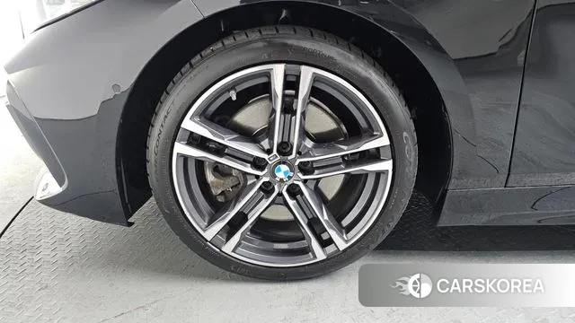 BMW 1 Series (F40) id 3707791 из Кореи 14