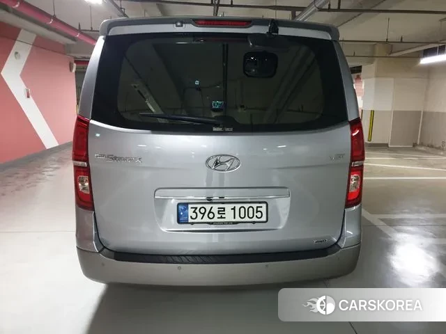 Hyundai The New Grand Starex 2021 Серебристо-серый из Кореи, фото 4