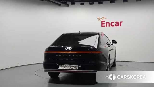 Hyundai Grandeur Hybrid (GN7) id 3110048 из Кореи 14