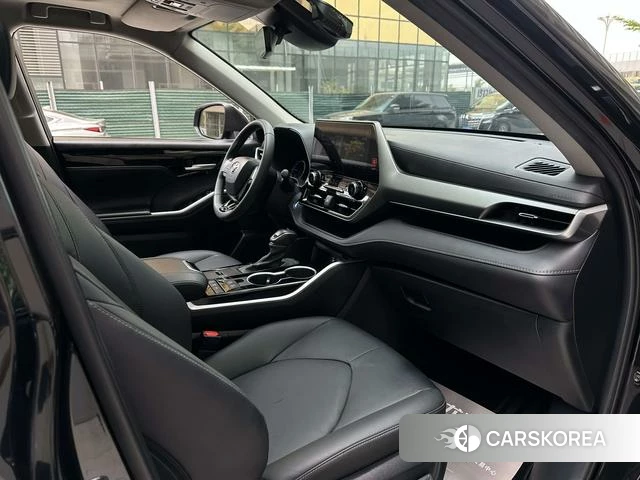 Toyota Highlander id 4276451 из Китая 21