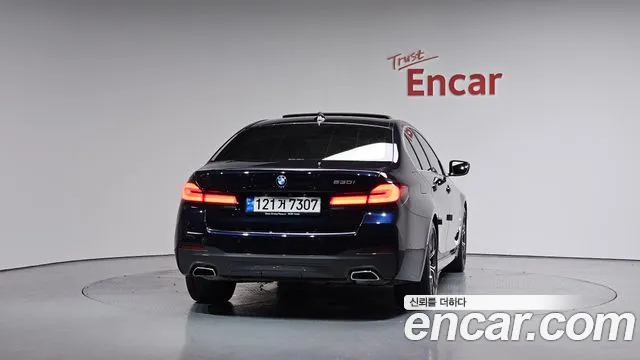 BMW 5 Series (G30) id 2708958 из Кореи 14