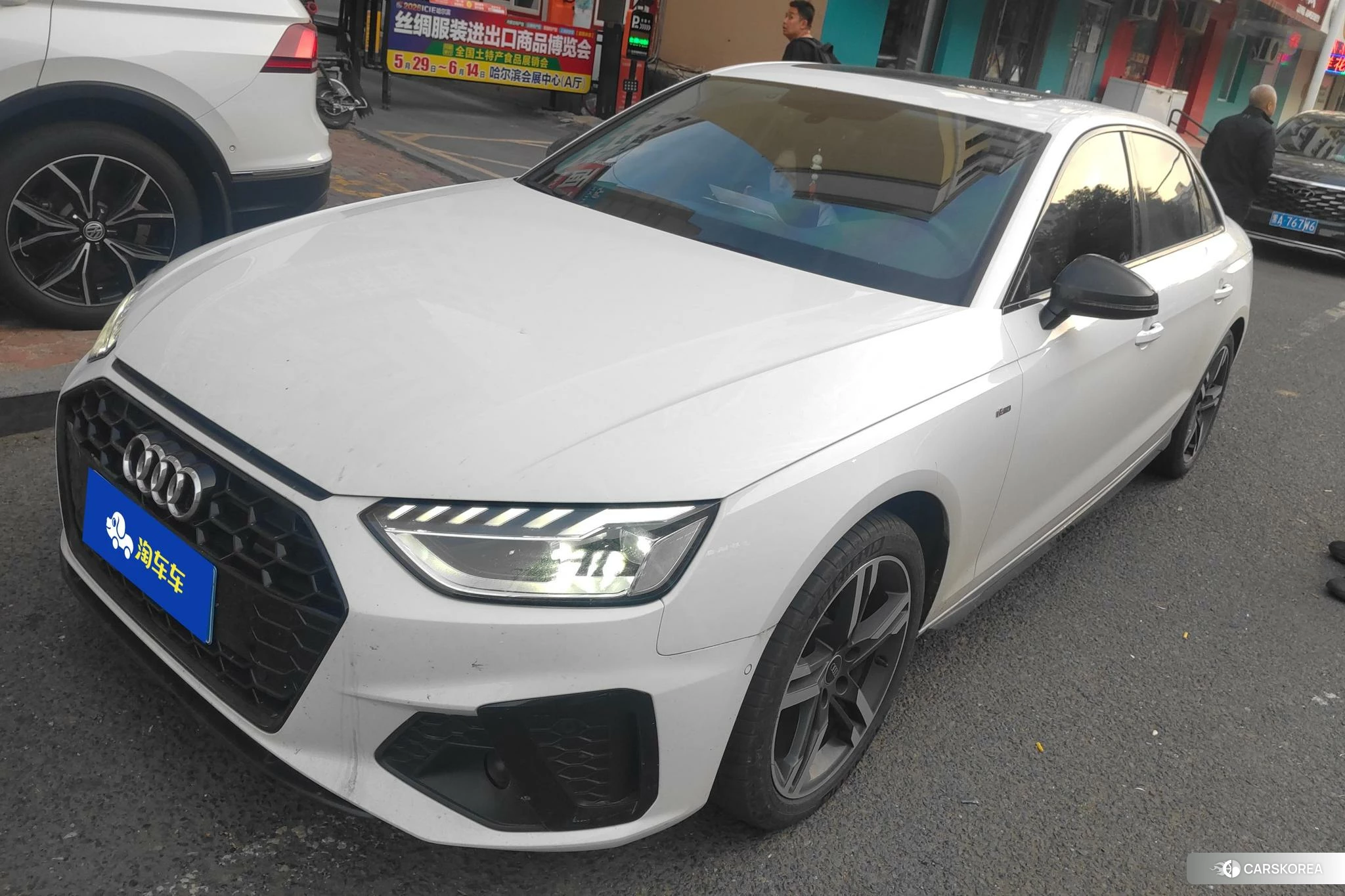 Audi A4L id 4453678 из Китая 11