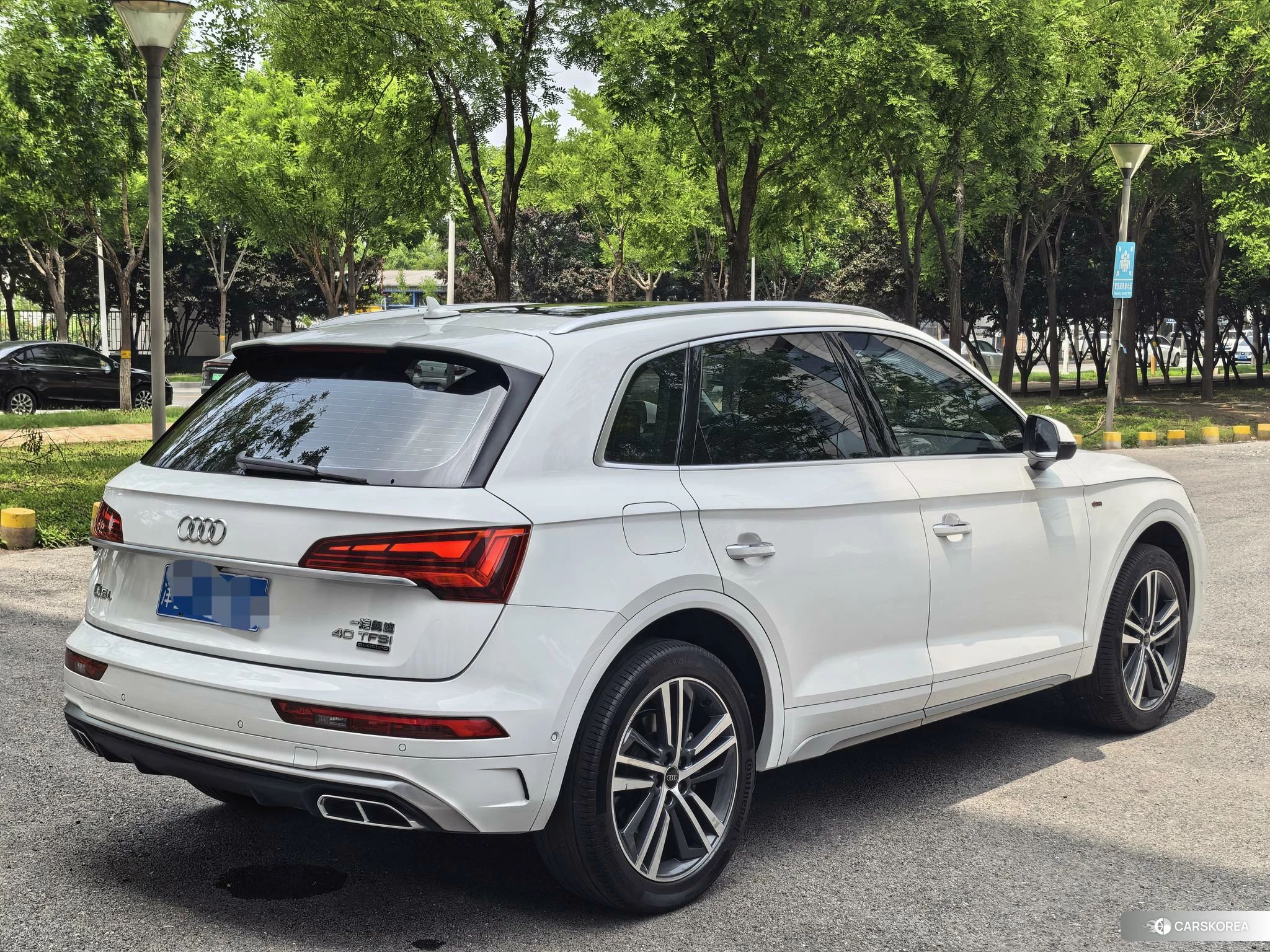 Audi Q5L 2022 Белый из Китая, фото 4