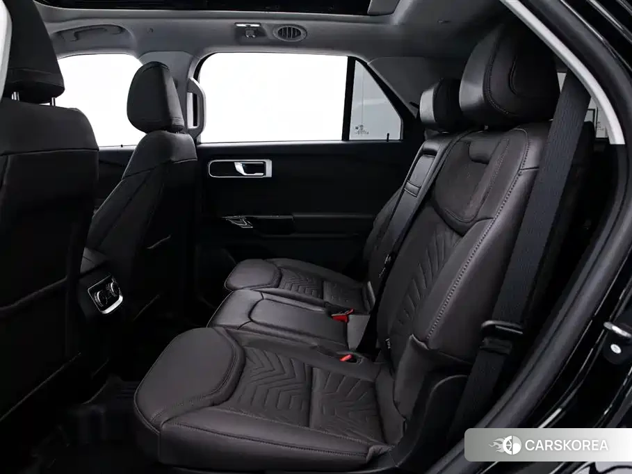 Ford Explorer id 4515413 из Китая 11