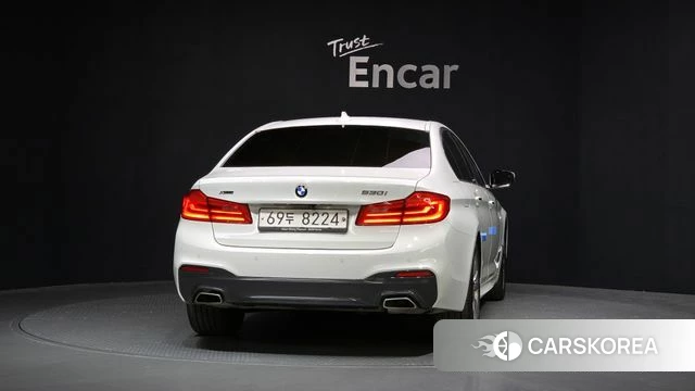 BMW 5 Series (G30) id 4203777 из Кореи 24