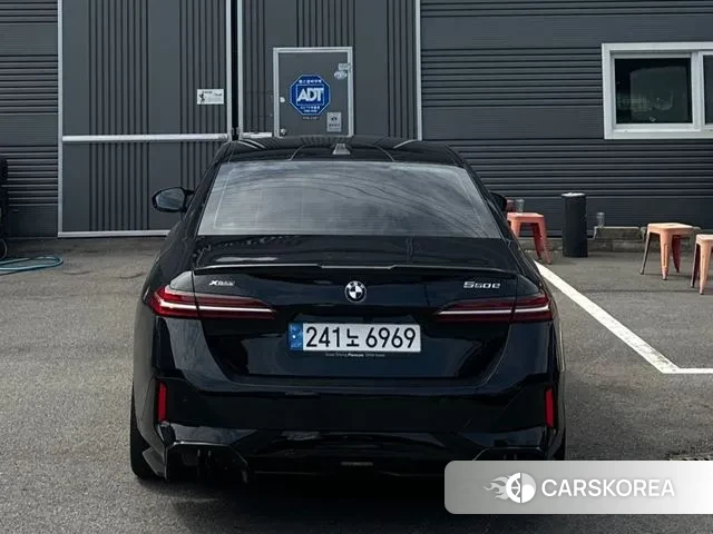 BMW 5 Series (G60) id 3217608 из Кореи 14