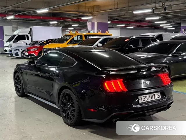 Ford Mustang id 3687119 из Кореи 14
