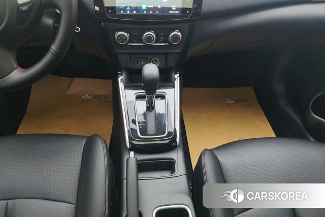 Nissan Xuan Yi id 4208764 из Китая 11