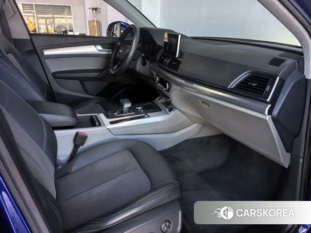 Audi Q5L id 4212529 из Китая 13