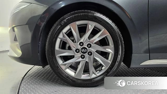 Hyundai The New Grandeur IG Hybrid id 4882133 из Кореи 29