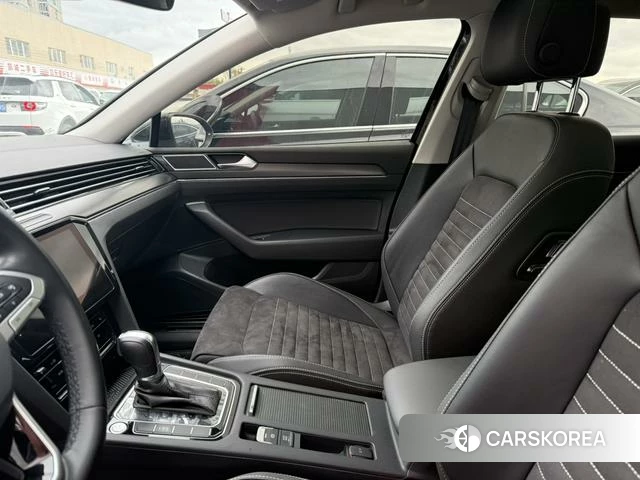 Volkswagen Magotan id 4306921 из Китая 14