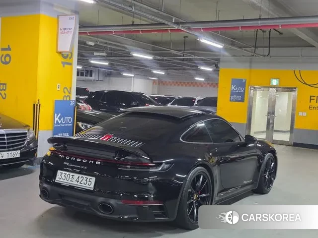 Porsche 911(992) id 3592902 из Кореи 13
