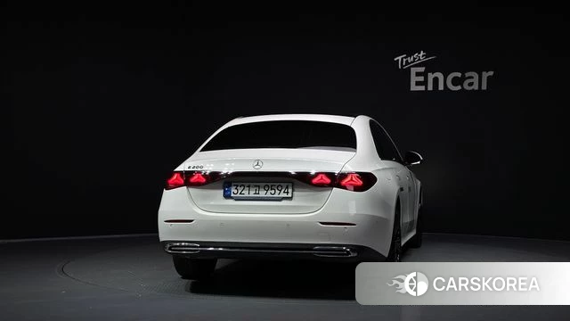 Mercedes-Benz E-Class W214 id 4762485 из Кореи 27
