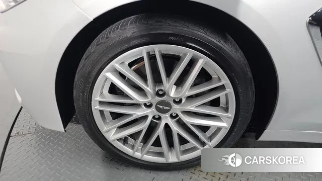 Genesis G70 id 3193356 из Кореи 14