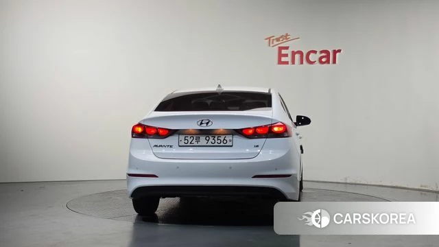 Hyundai Avante AD id 4900961 из Кореи 14