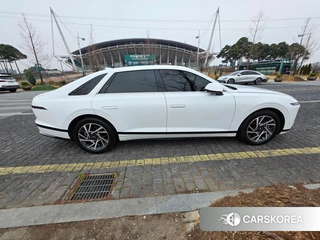 Hyundai Grandeur (GN7) id 3838791 из Кореи 11