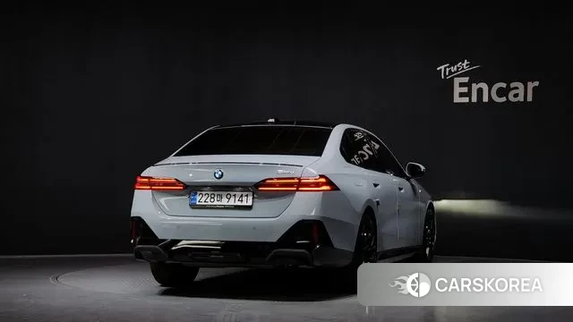 BMW 5 Series (G60) id 3496805 из Кореи 14