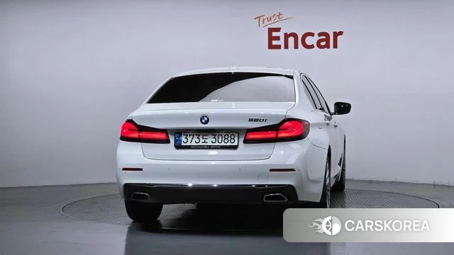 BMW 5 Series (G30) id 4501139 из Кореи 14