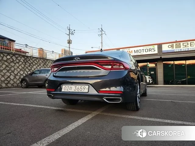 Hyundai Grandeur IG id 2490316 из Кореи 14