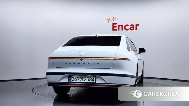 Hyundai Grandeur (GN7) id 3305383 из Кореи 14