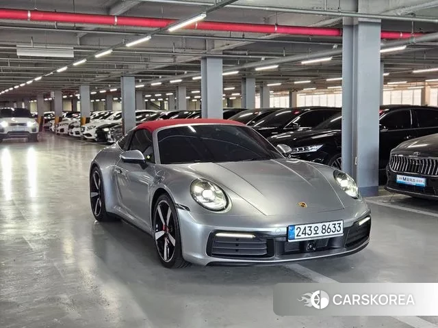 Porsche 911(992) id 2959619 из Кореи 14