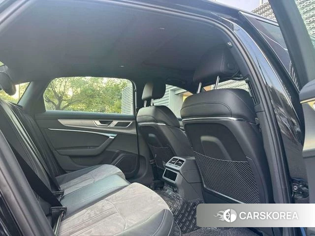 Audi A6L id 4272785 из Китая 8