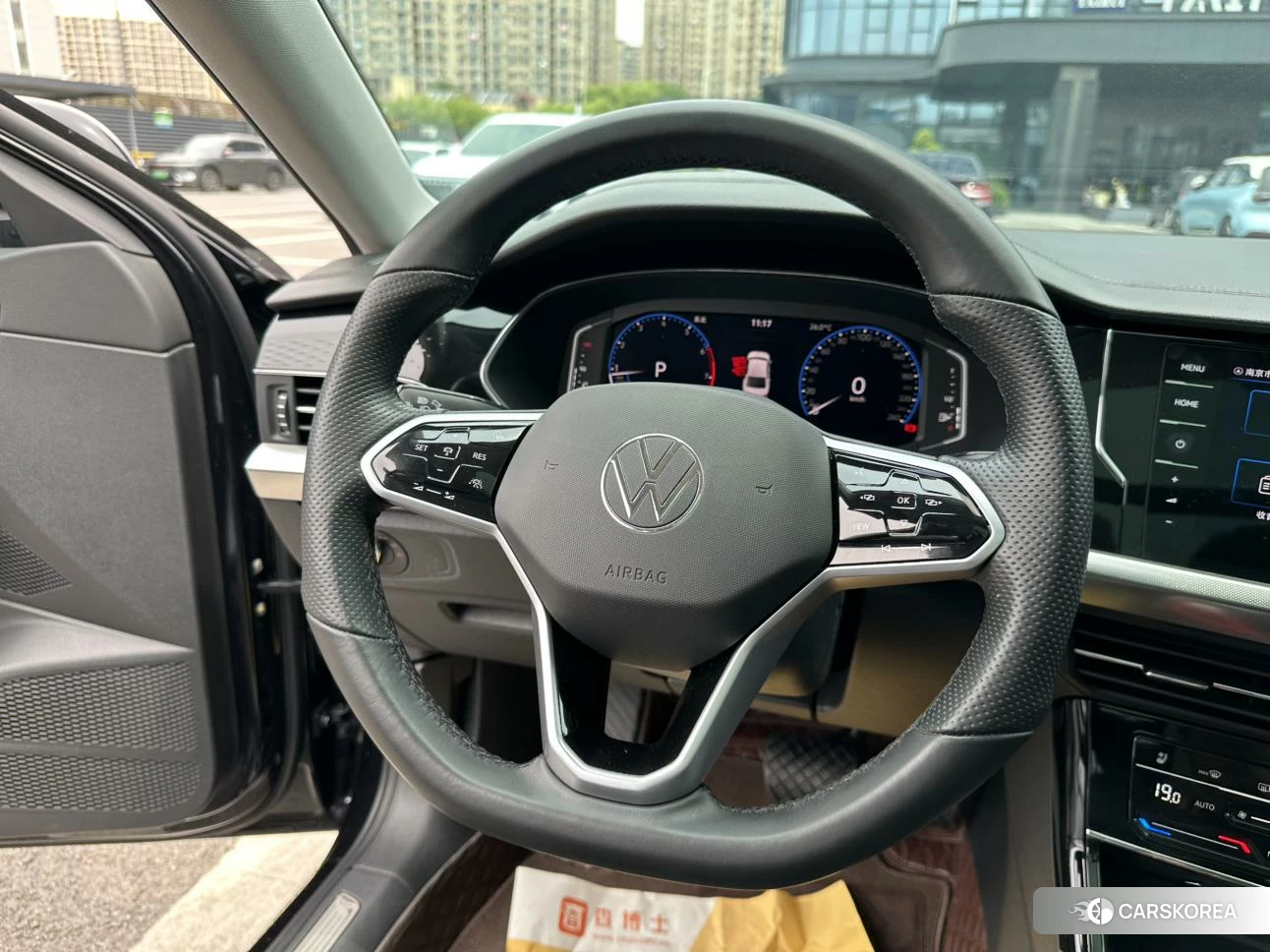 Volkswagen Passat id 4440663 из Китая 13