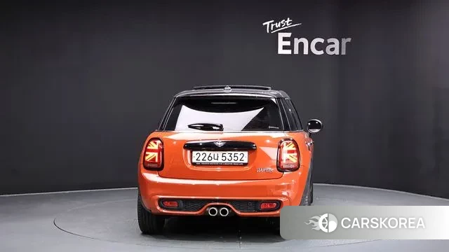 Mini Cooper S id 3242900 из Кореи 14