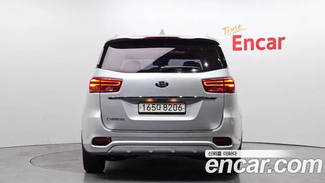 Kia The New Carnival id 2714318 из Кореи 14