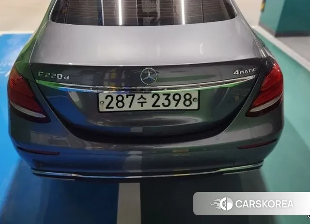 Mercedes-Benz E-Class W213 2019 Серый из Кореи, фото 4