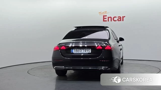 Mercedes-Benz E-Class W214 id 4612574 из Кореи 14