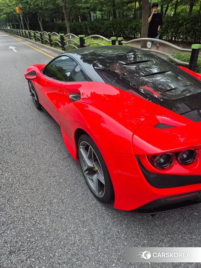 Ferrari F8 Tributo id 3600490 из Кореи 12