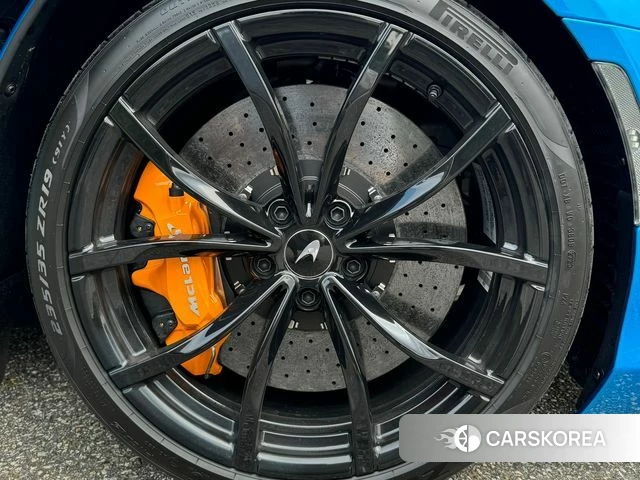 McLaren Artura 2024 Синий из Кореи, фото 5