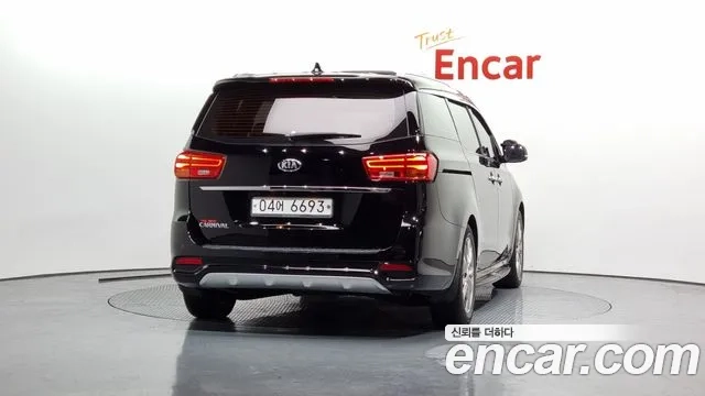 Kia The New Carnival id 2917888 из Кореи 14