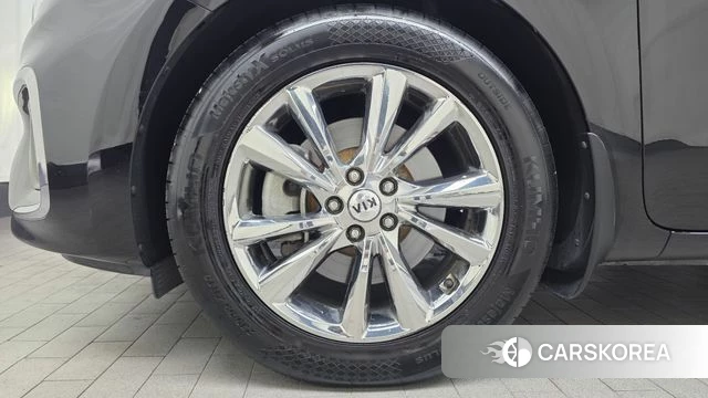 Kia The New Carnival id 4765273 из Кореи 30