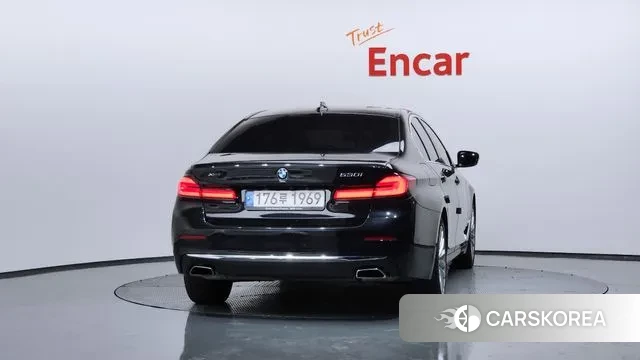 BMW 5 Series (G30) id 3349067 из Кореи 14