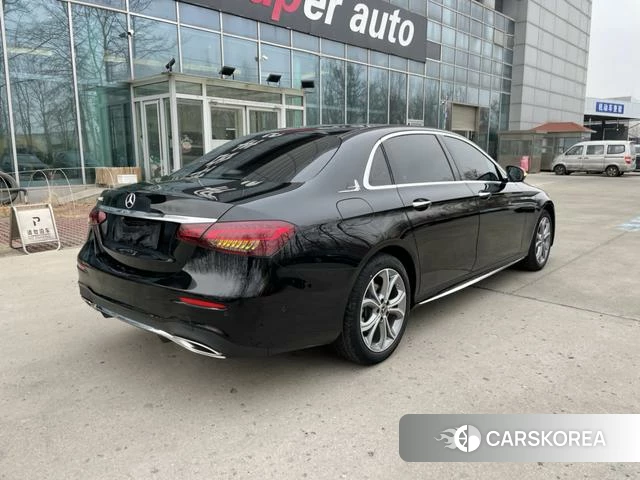 Mercedes-Benz E-class id 4297967 из Китая 11