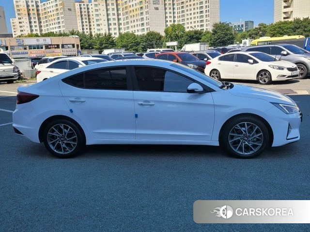 Hyundai The New Avante AD id 4672647 из Кореи 8
