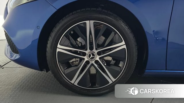 Mercedes-Benz A-Class W177 id 3896791 из Кореи 14