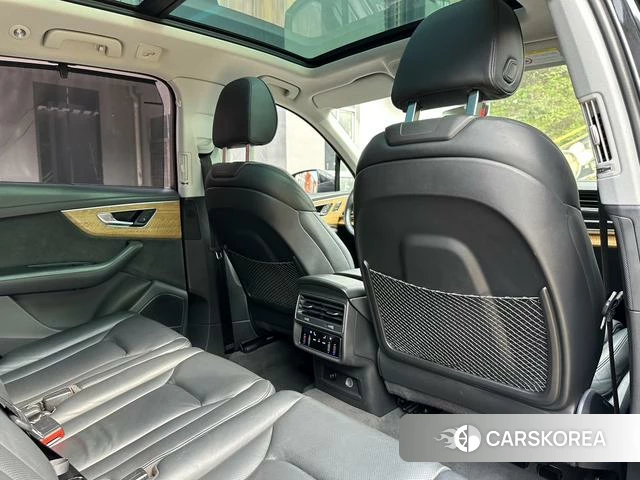 Audi Q7 id 4258862 из Китая 26