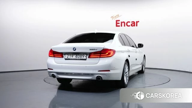 BMW 5 Series (G30) id 4658447 из Кореи 29