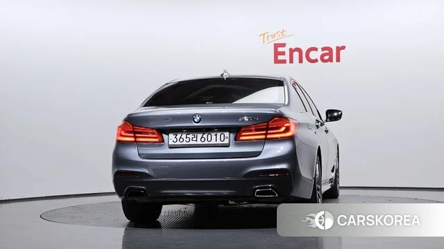 BMW 5 Series (G30) id 4268762 из Кореи 26