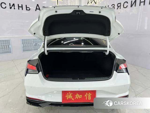 Hyundai Elantra id 4353556 из Китая 15