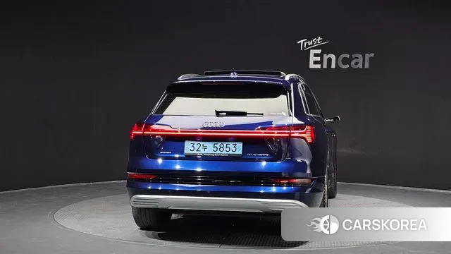 Audi e-Tron id 3787694 из Кореи 14