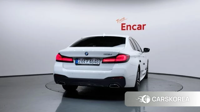 BMW 5 Series (G30) id 4443643 из Кореи 28