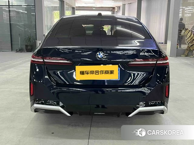 BMW 5 series 2024 Черный из Китая, фото 4
